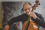 Cellist Felix Thiedemann