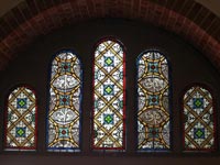 St. Jakobi zu Luckenwalde, Fenstergruppe im Portal nach der Restaurierung