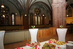 Restaurierung der ersten Fenstergruppe