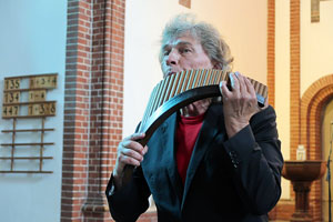 Panflötenkonzert mit Edward Simoni